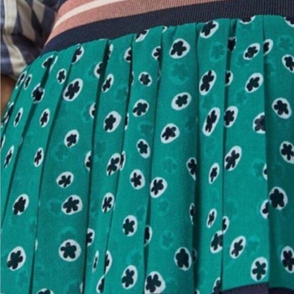 Ted Baker TALARLA Floral Dot green/black Midi Skirt  holiday party XS
C - Picture 3 of 13